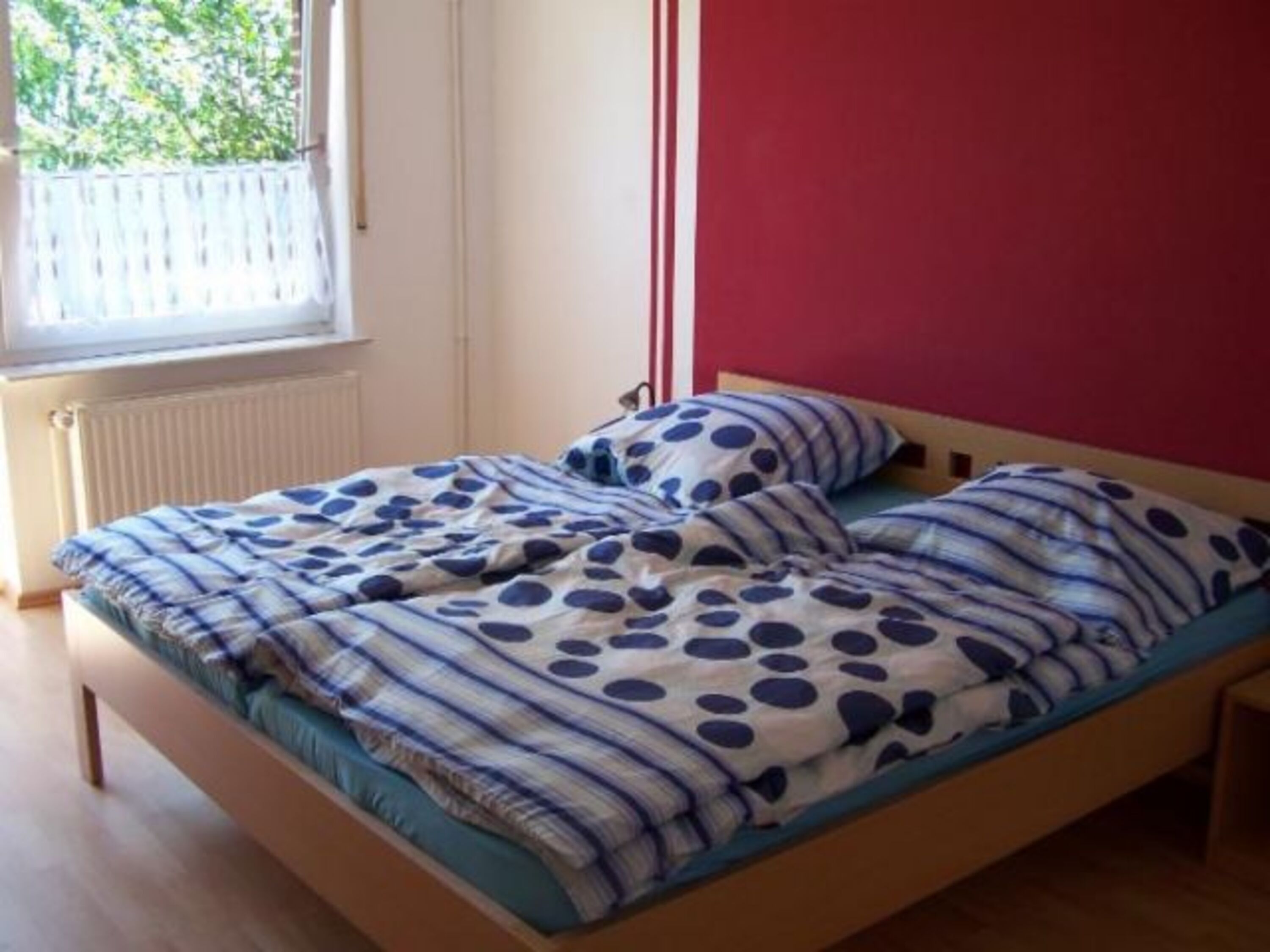 Schlafzimmer 1