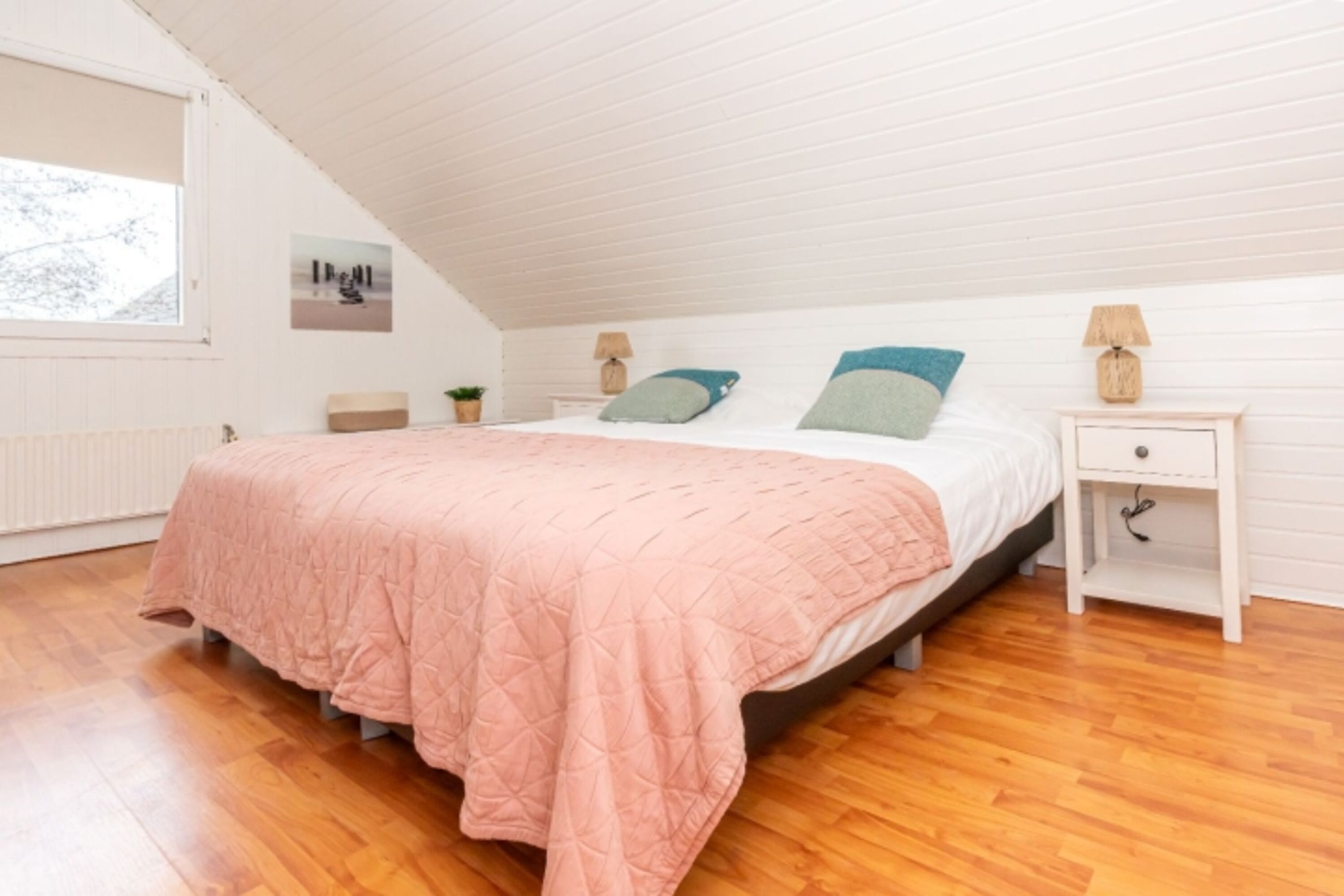 Schlafraum auf der 1. Etage mit 2 Einzelboxspringbetten