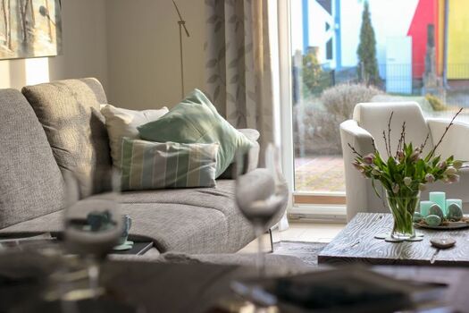 Sonnige Aussicht auf die Südterrasse