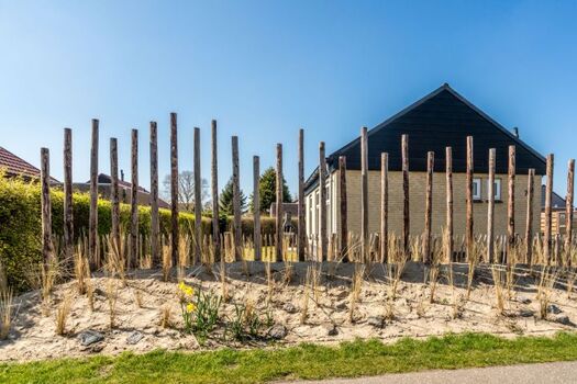 Der "Dunen-Garten", komplett eingezäunt