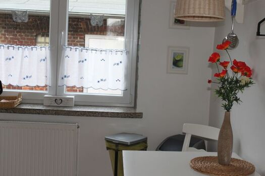 Küche mit Essbereich klein 