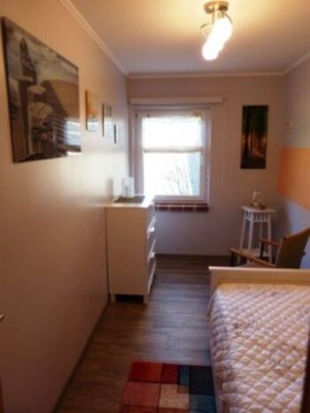 Schlafzimmer mit Einzelbett