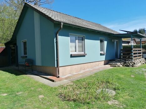 Modernes, ruhiges und komplett eingezäuntes Ferienhaus