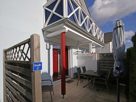 Geschütze, überdachte Terrasse