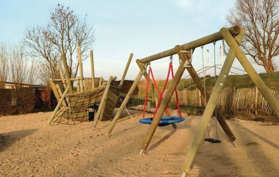 Neuer, großer Kinderspielplatz