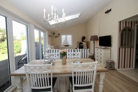 Der helle Wohn-Essbereich