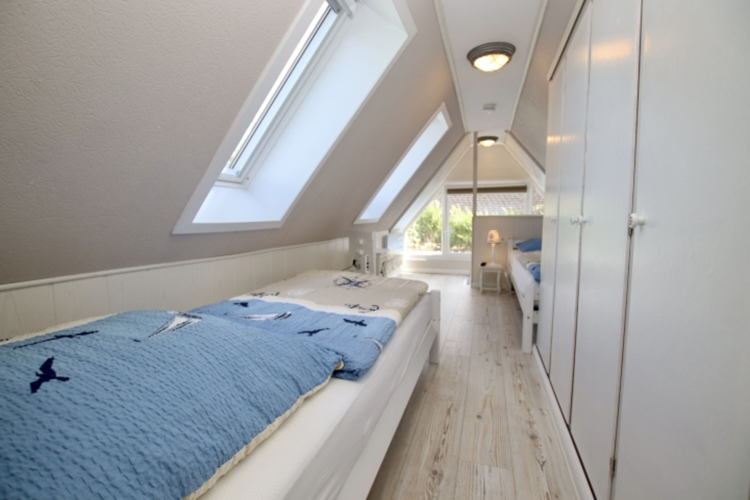 Das 2. Schlafzimmer im OG mit Einzelbetten