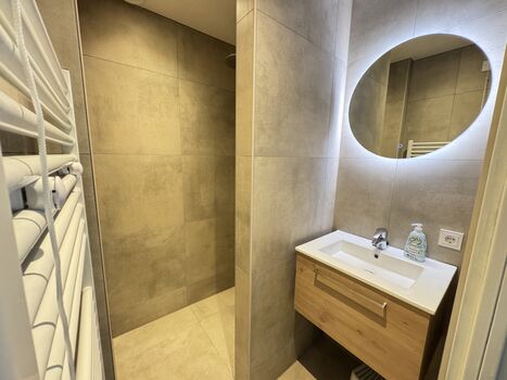 neues Badezimmer aus dem Jahr 2026