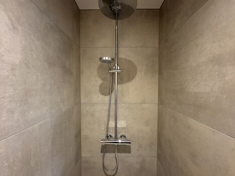 neues Badezimmer aus dem Jahr 2026