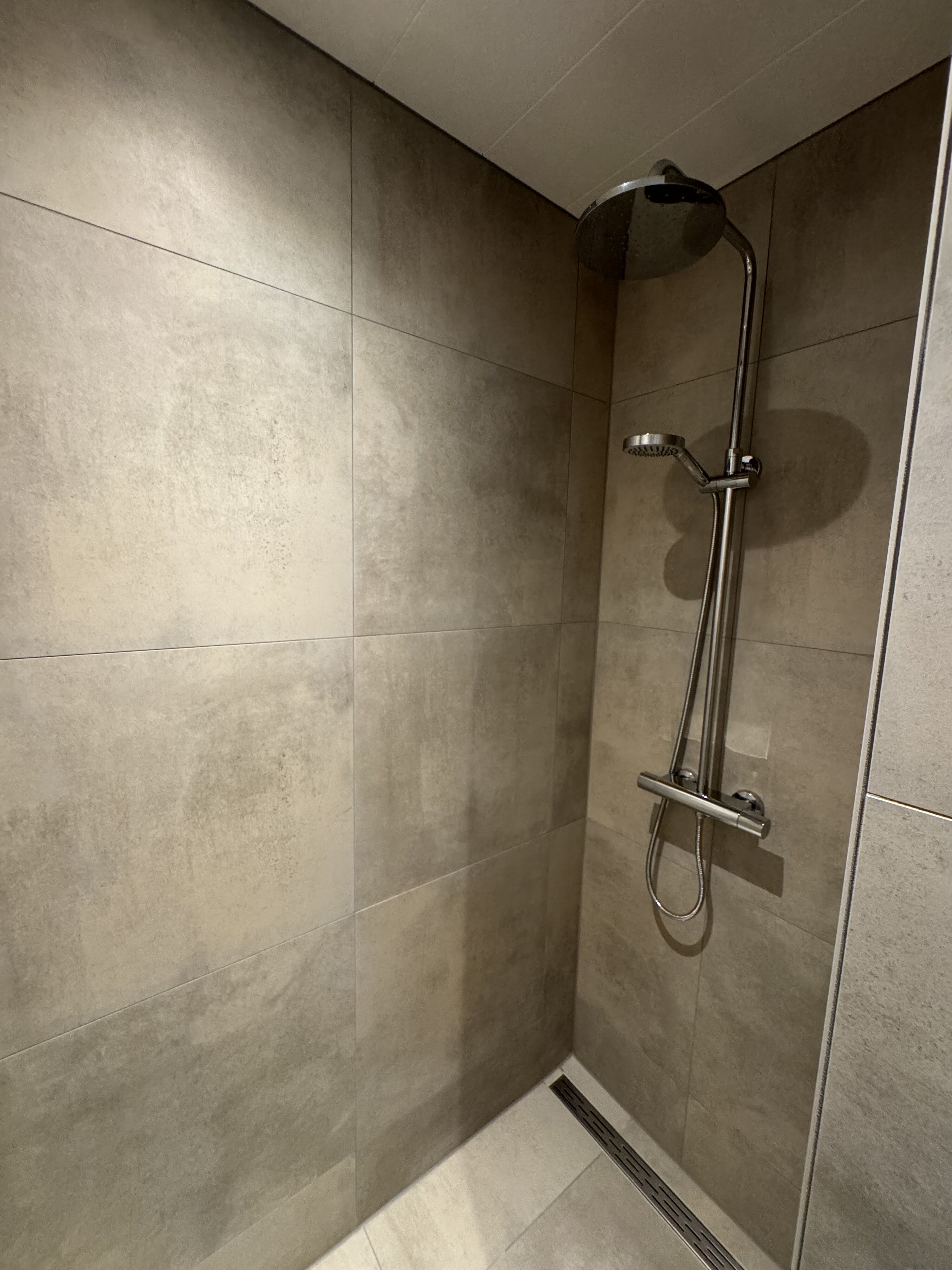 neues Badezimmer aus dem Jahr 2026