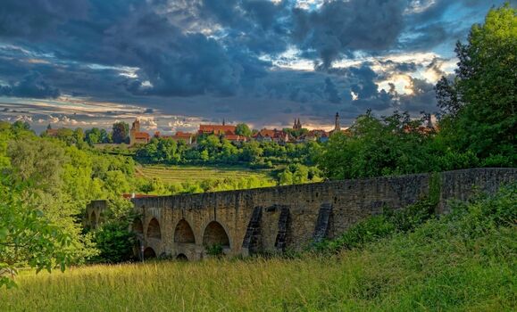 die Doppelbrücke Rothenburg ob der Tauber