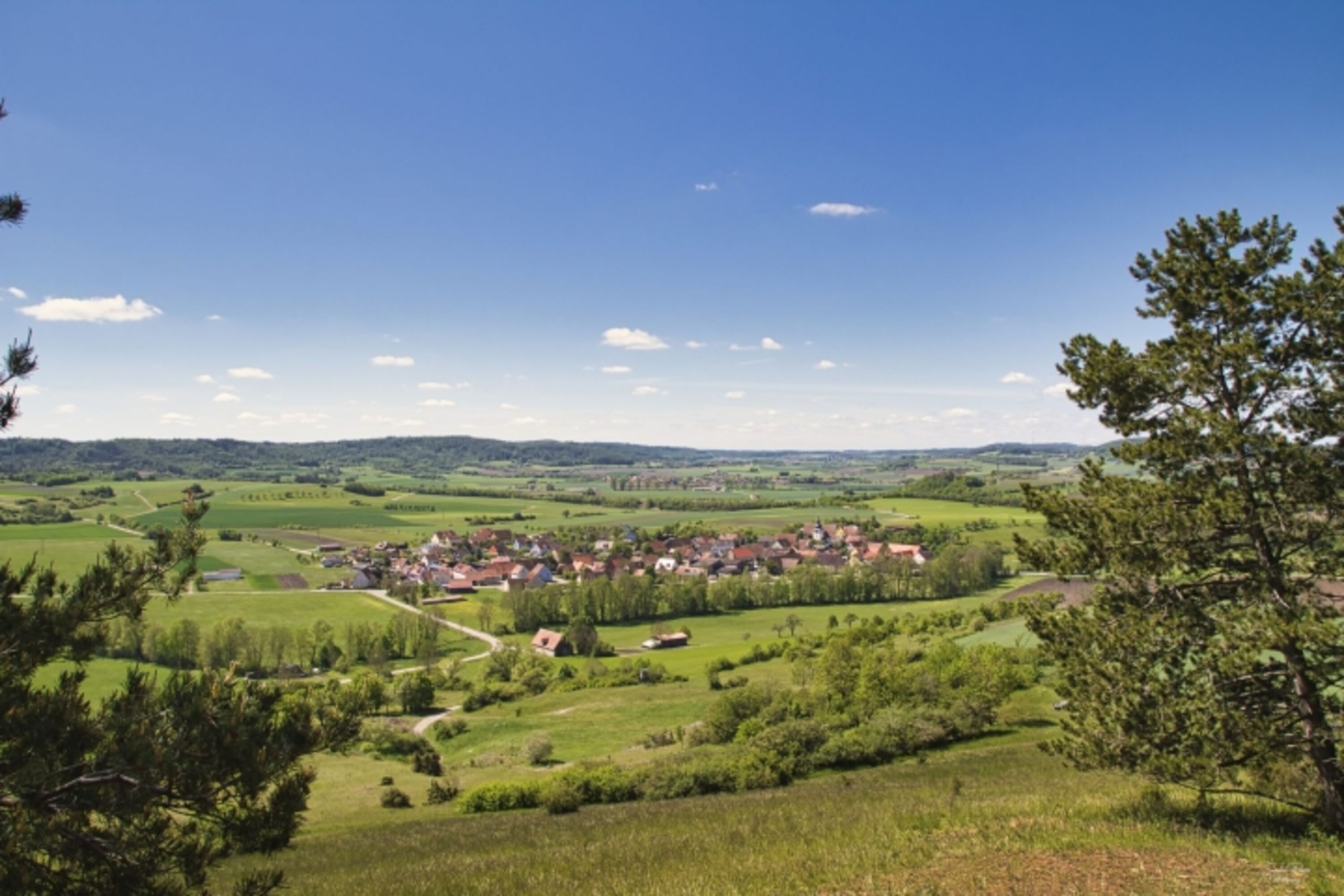 Blick auf Bellershausen vom Stutz aus 