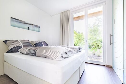 Schlafzimmer mit Boxspringbet