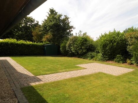 Schöner, großer Garten mit viel Platz