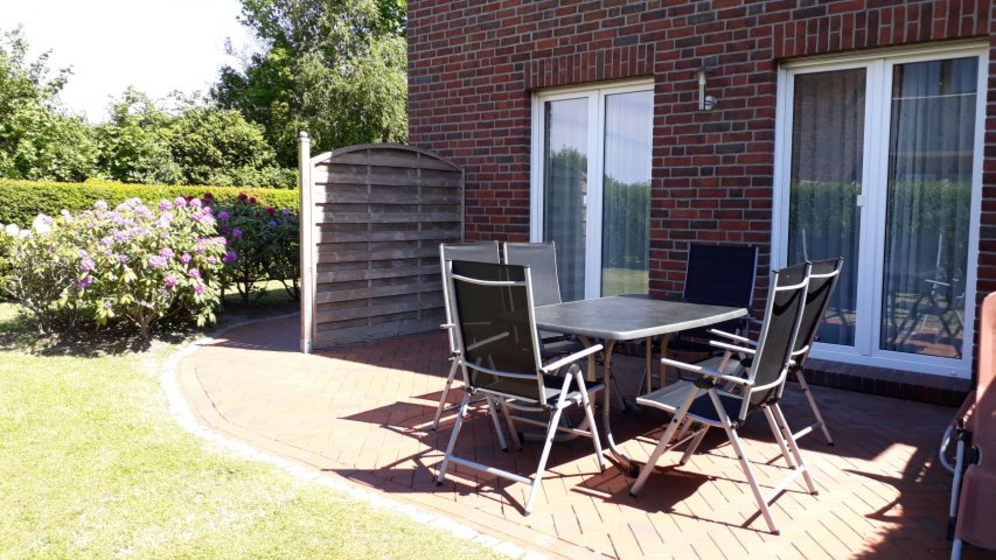 Windgeschützte Terrasse