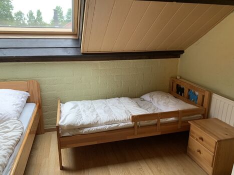 Juniorbett im oberen Teil des Hauses