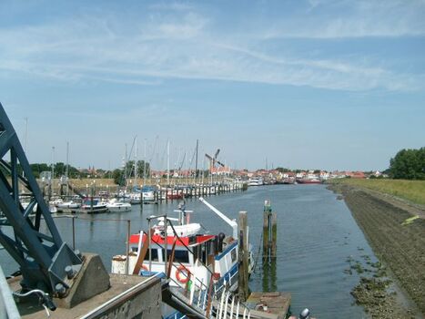 Wasserstraße auf der Insel