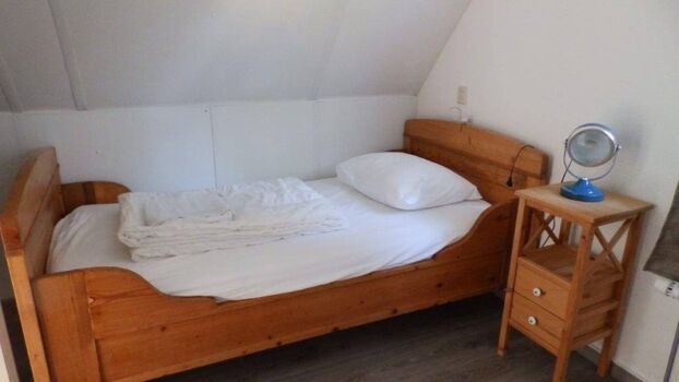 Schlafzimmer mit Einzelbetten OG