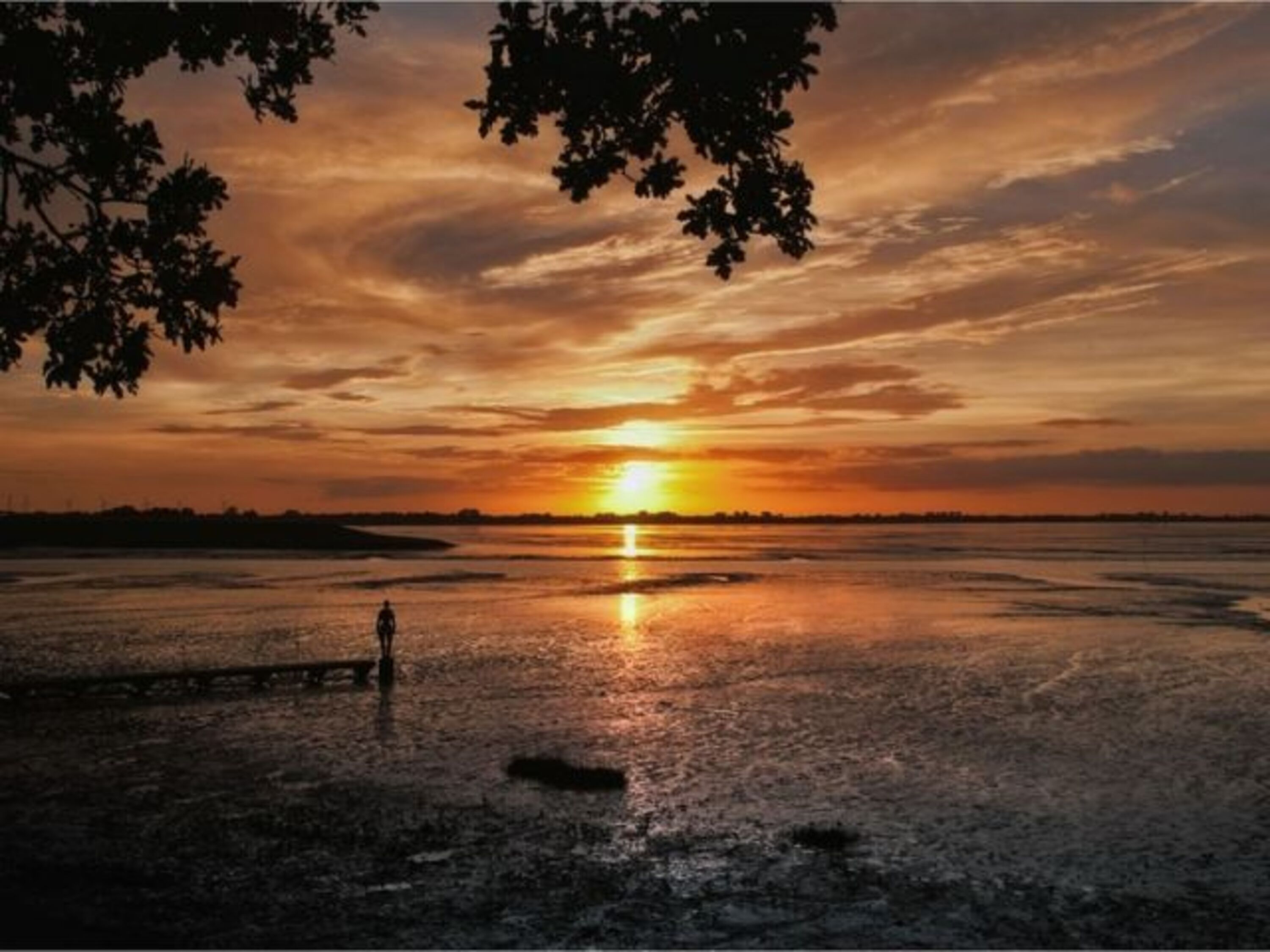 Sonnenuntergang am alten Kurhaus