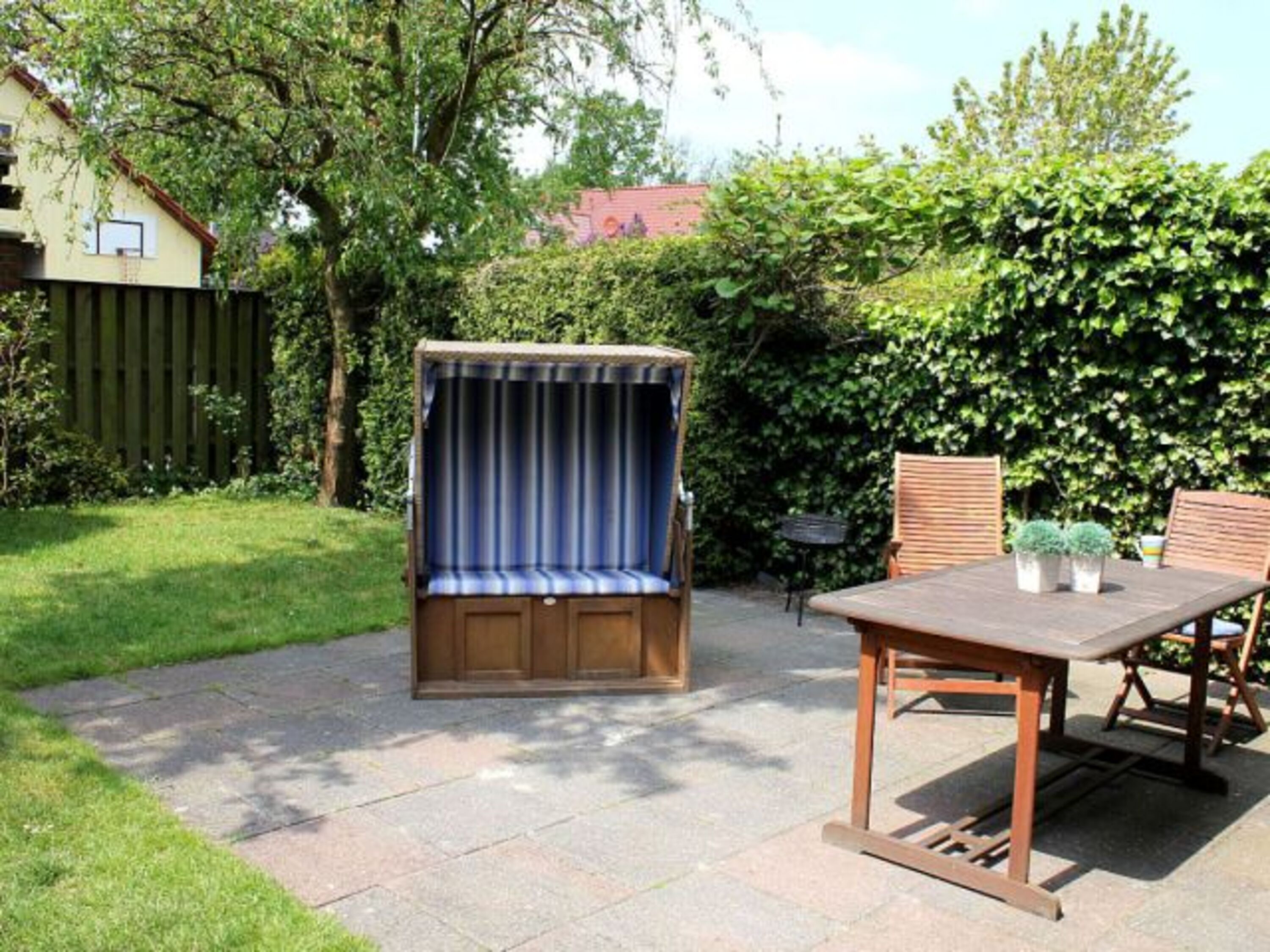Strandkorb-Feeling auf der Terrasse