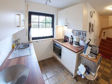 Helle, offene Küche...