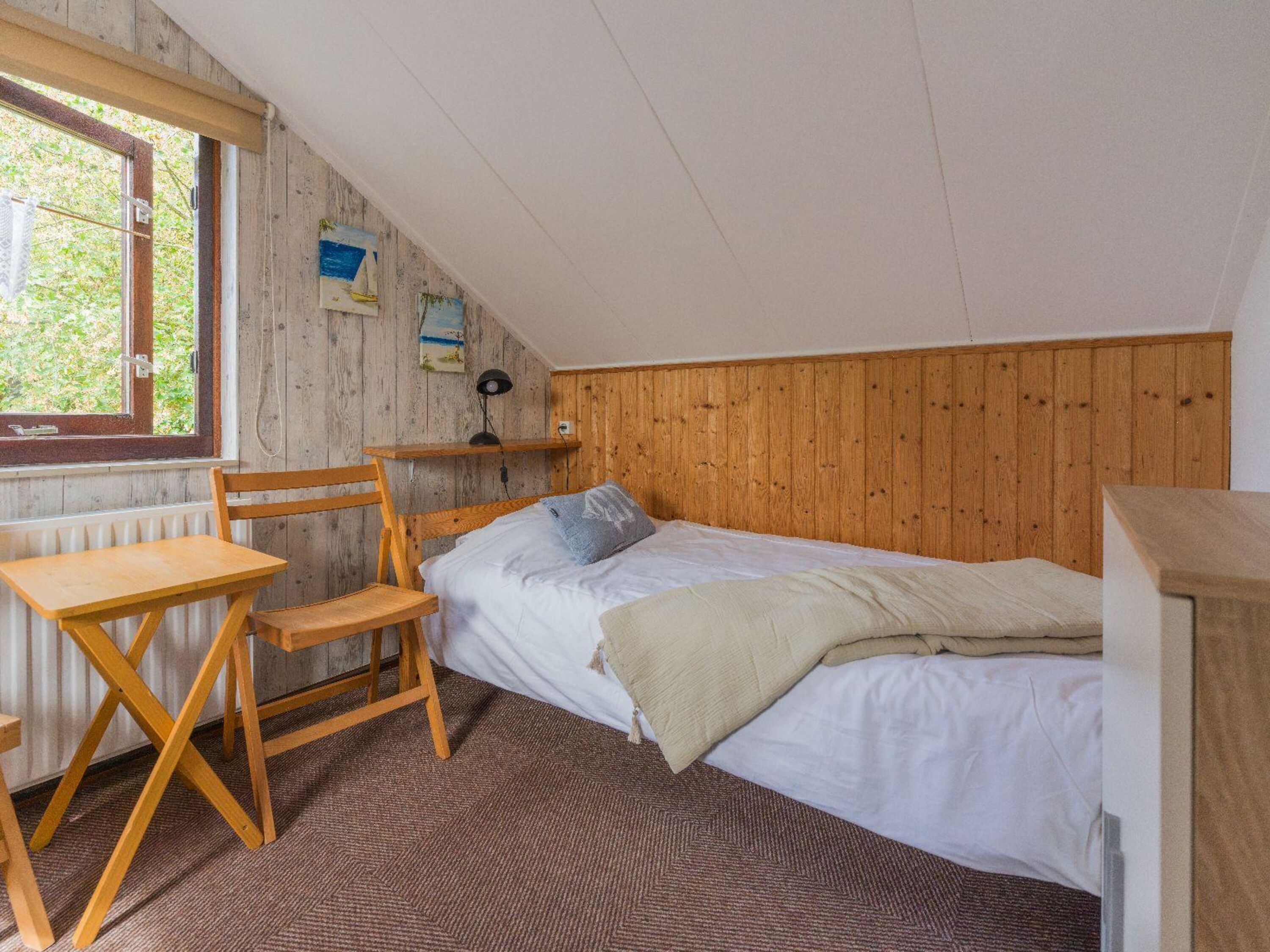 Schlafzimmer 3 mit 2 Einzelbetten (90x200)