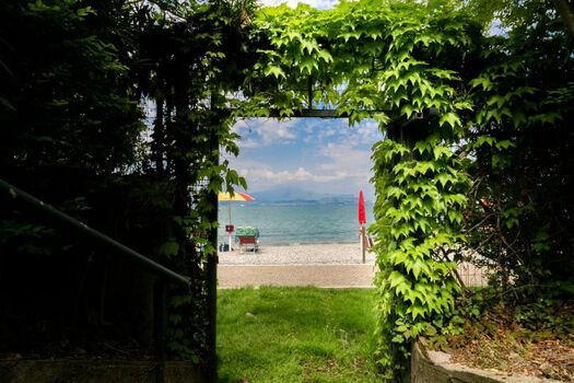 der private Zugang zum See