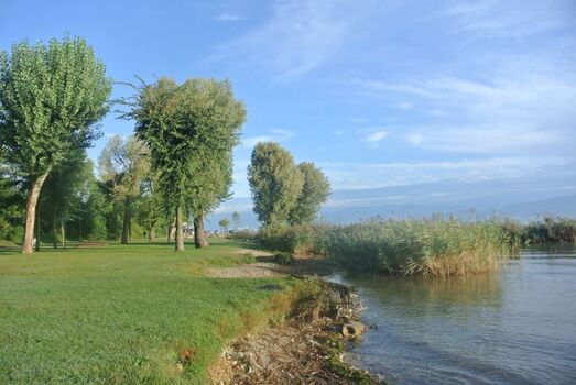 naturbelassener Strandabschnitt