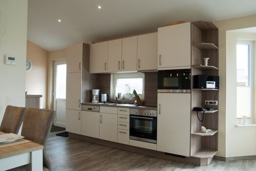 Voll ausgestattete Küche