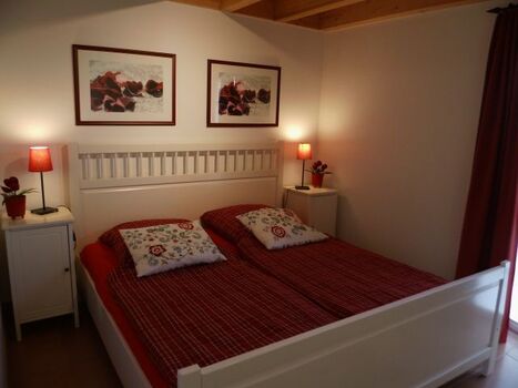 erstes Schlafzimmer Erdgeschoss