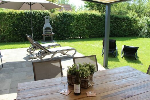 überdachte Terrasse