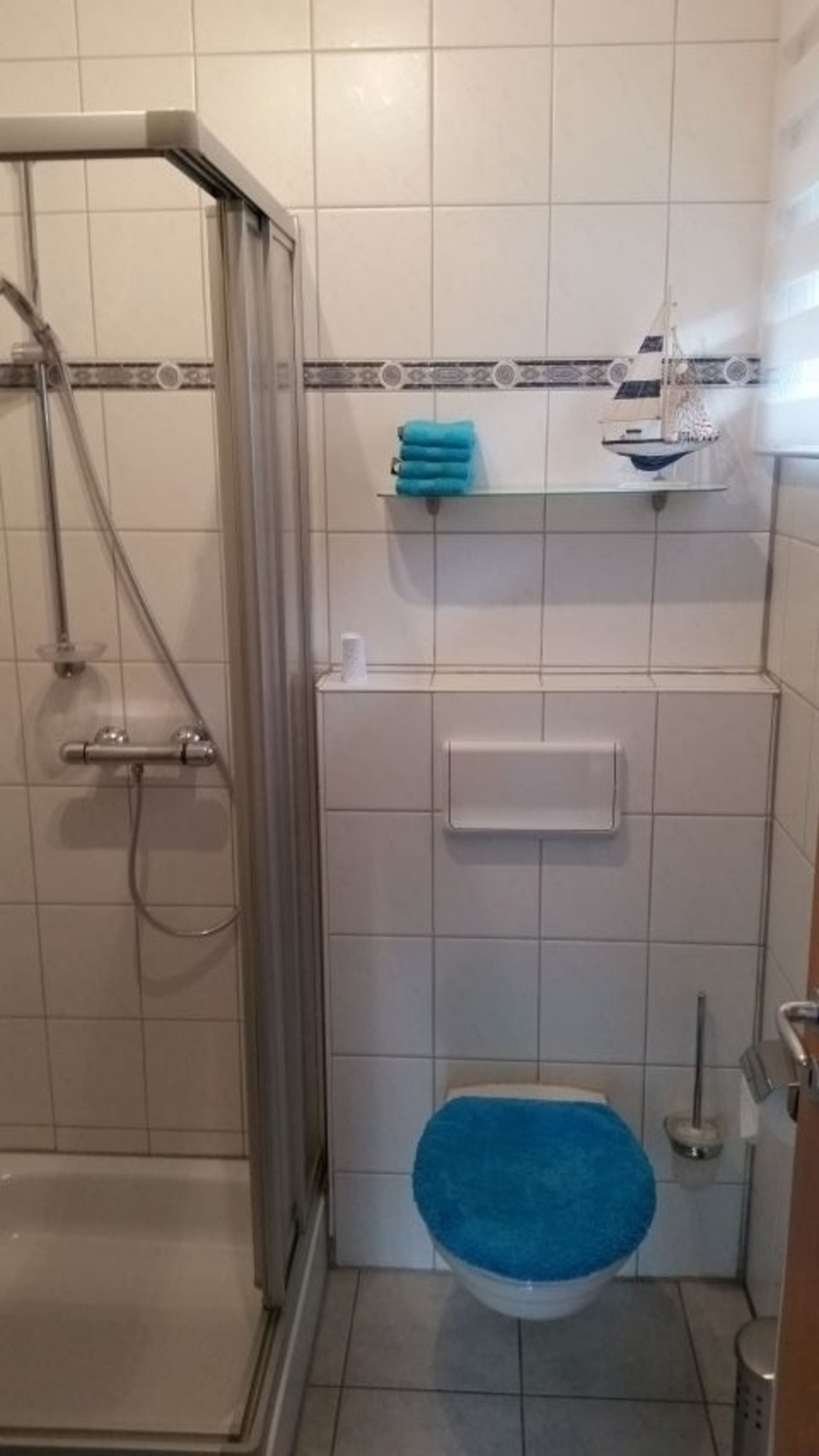 Bad mit Dusche