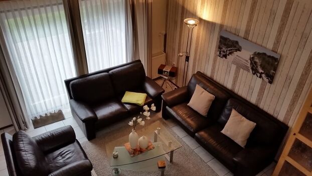 Bequeme Ledercouch für 6 Personen