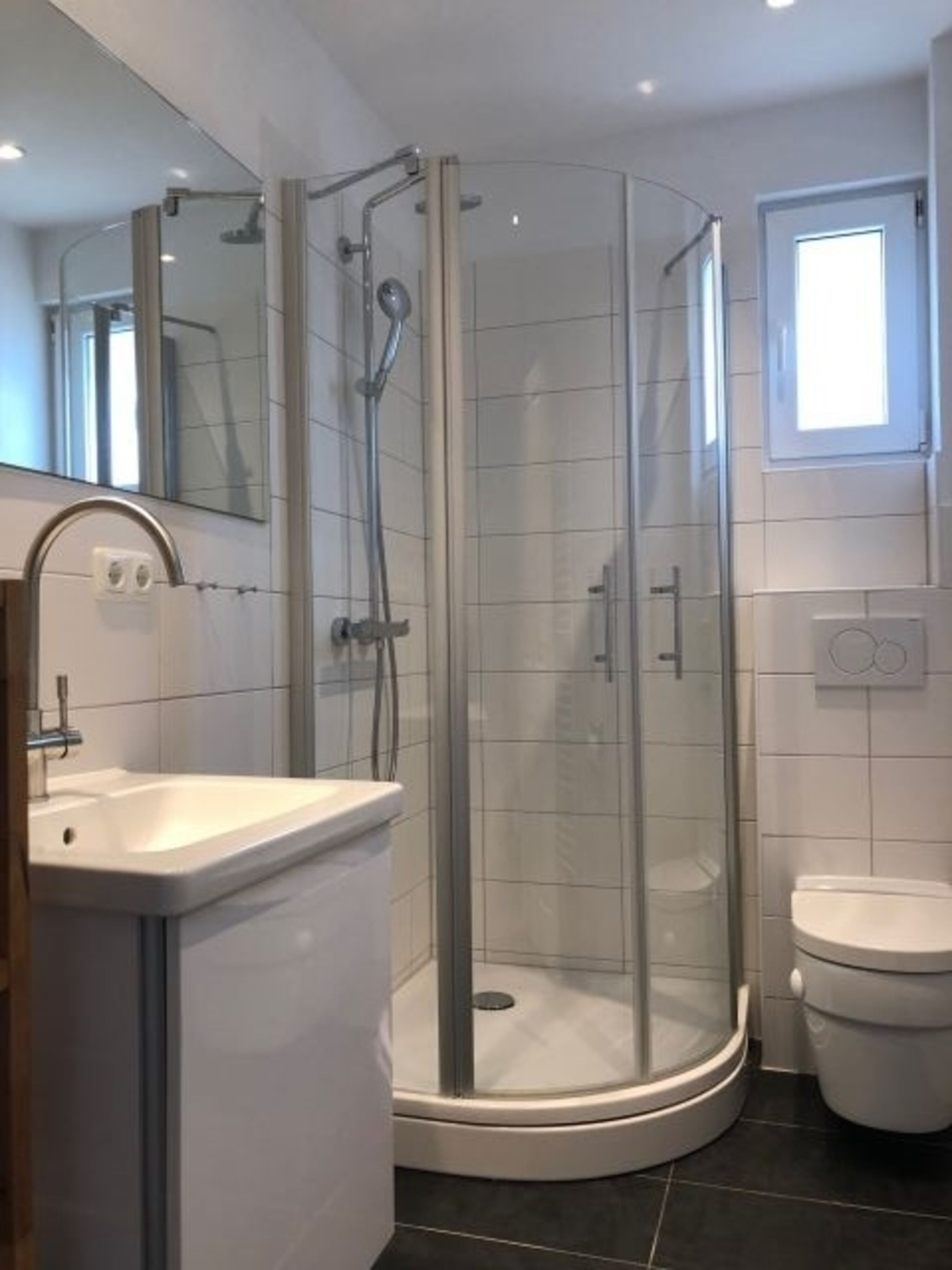 Bad mit Dusche