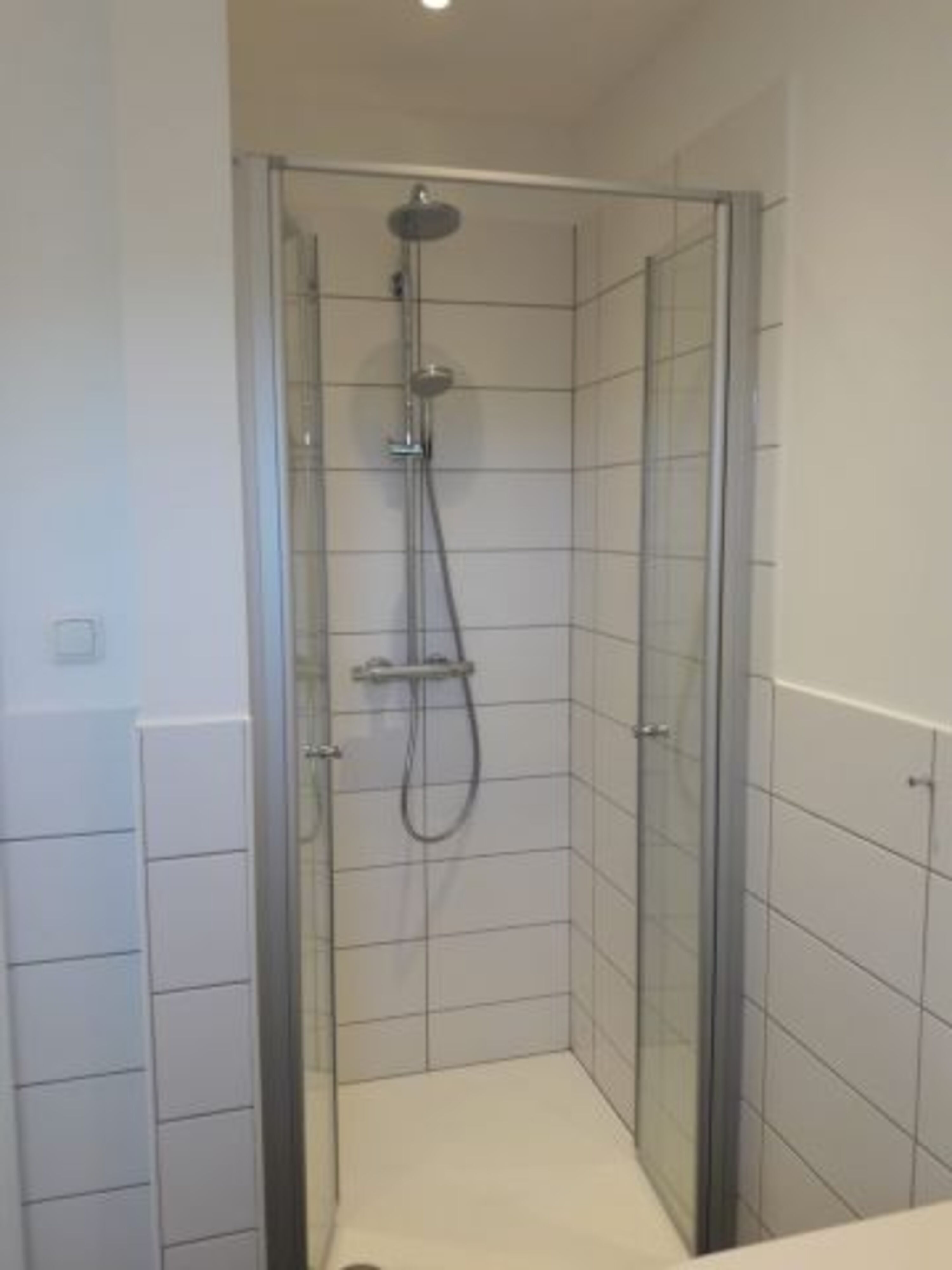 Dusche im Bad