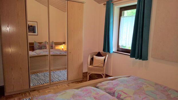 Schrank im Schlafzimmer 