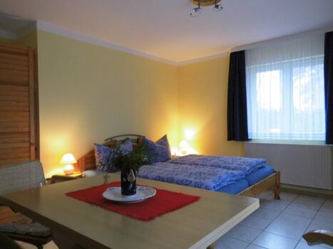 App. 2,  Doppelbett, 1,80x2,00