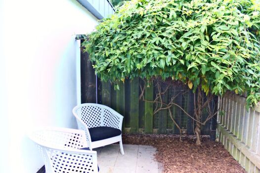 Eine von Zwei Terrassen am Schlafzimmer