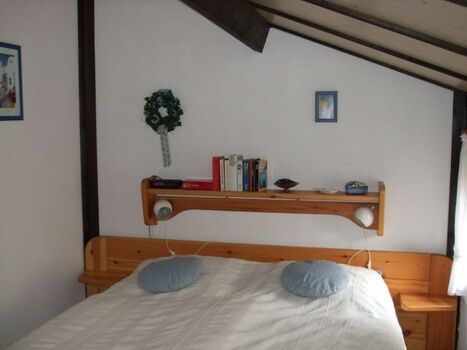 Schlafzimmer 1 unten