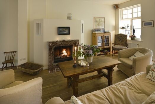 Kaminzimmer für alle Gäste nutzbar