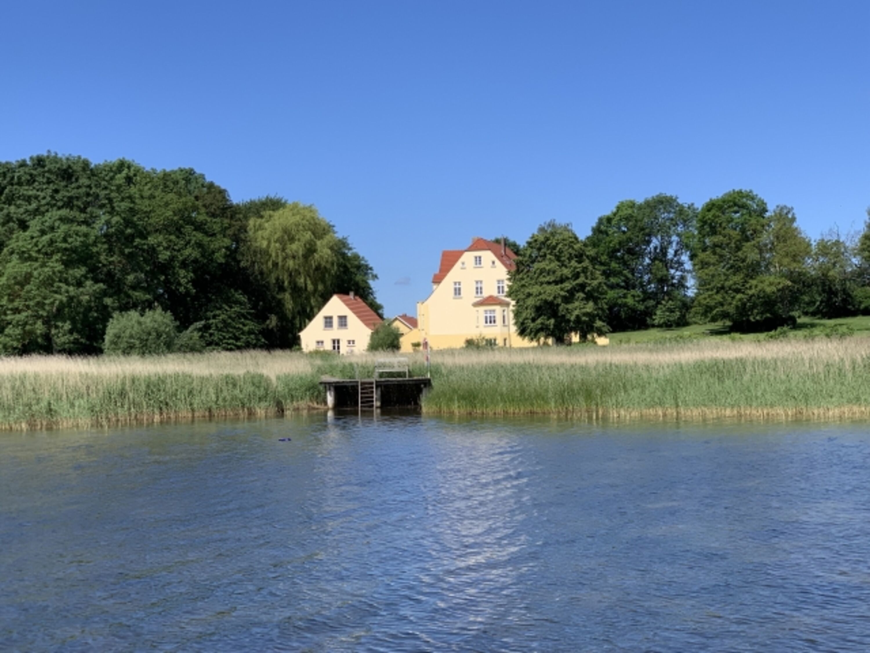 Ansicht vom Wasser