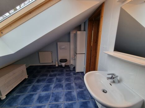 Toilette/Bad mit Fenster