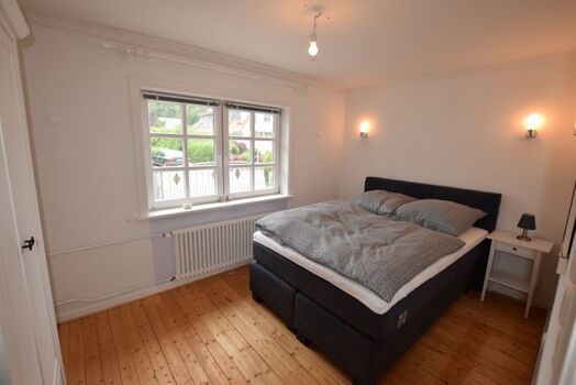 Schlafzimmer Untergeschoss