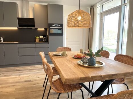 Küche und Essbereich