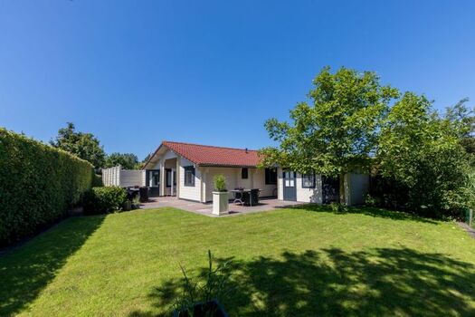 Das wunderschöne, freistehende Ferienhaus mit großem Garten