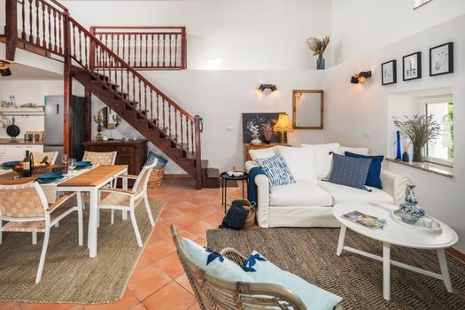 Wohn- und Essbereich