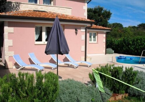 Villa Contessa mit Pool