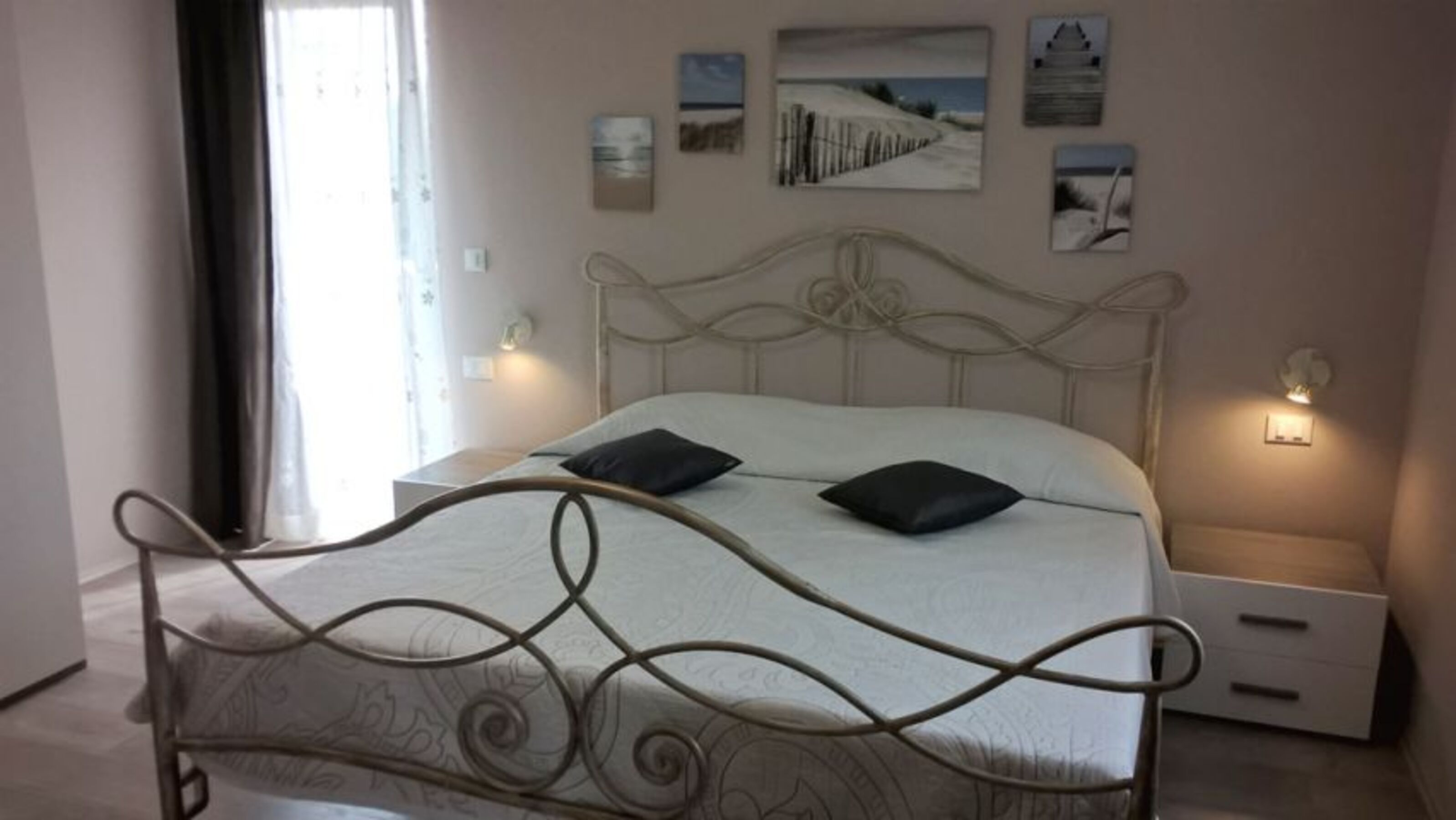 Schlafzimmer III