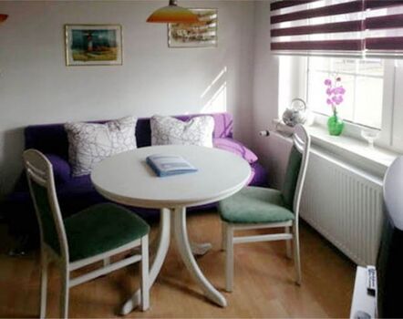 Wohnung 1 Wohn- / Schlafzimmer