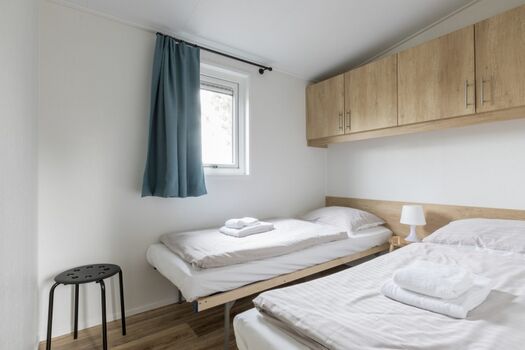 Zweite mit zwei Einzelbetten